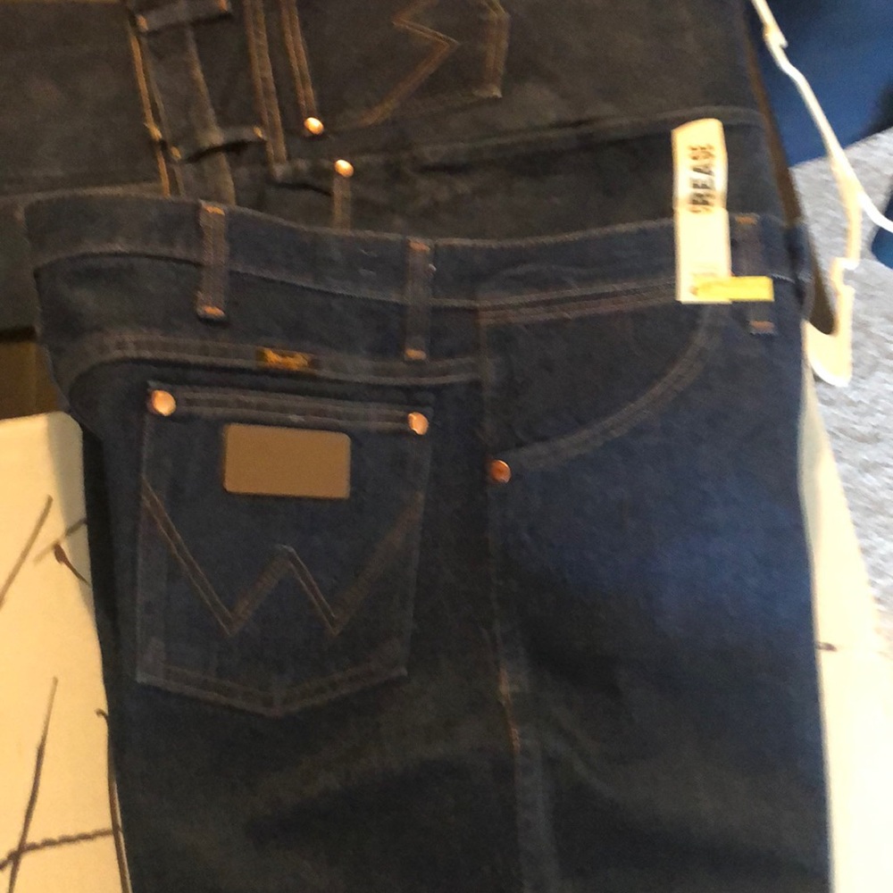 2 Wrangler’s slim (starch) 36x33